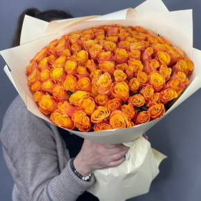 Букет из 101 огненной розы (40 см) в Волоколамске