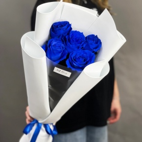 Букет из 5 синих роз Эквадор в Волоколамске