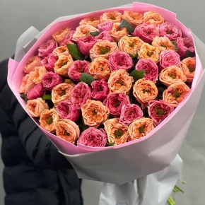 Букет "Лав ю" из 51 пионовидной розы Риджентс парк (60 см) в Волоколамске