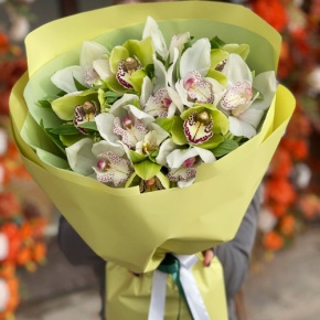 Букет "Бруклин" из орхидей и альстромерий в Волоколамске