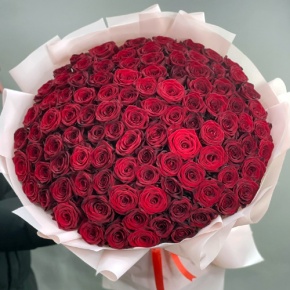 Букет "Париж" из 101 красной розы (60 см) в Волоколамске