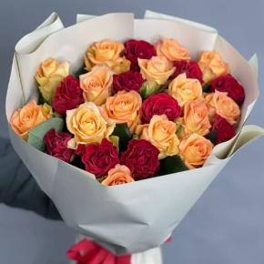 Букет "Прайм" из 25 роз Оранж и Эль Торо (50 см) в Волоколамске