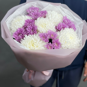 Букет "Вместе с тобой" из нежных хризантем в Волоколамске