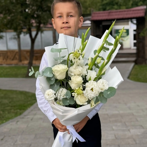Букет на 1 сентября с гладиолусами, розами, эустомой и орнитогалумом в Волоколамске